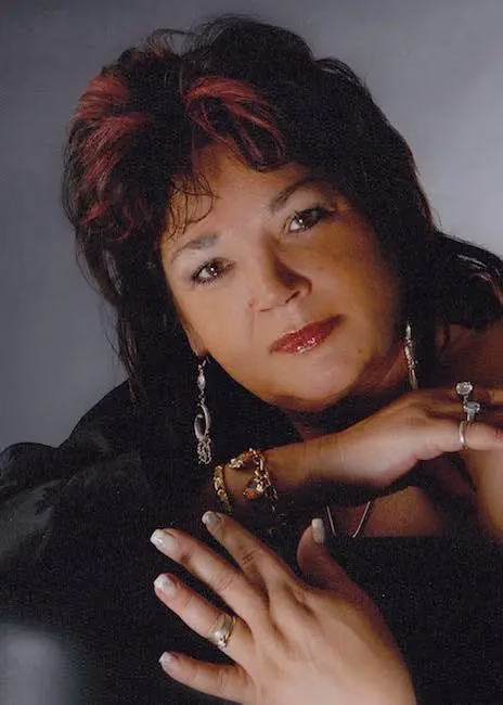 Marion Daghan-Malenky osobne 
